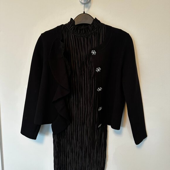 2 pc Bundle: XS Bolero (ptp16, L16.5) & Pleated Sleeveless Dress(L:48, PTP:15-19 - Picture 4 of 11